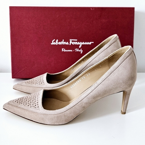 Salvatore Ferragamo suede pump pointed toe Size 7 US / 7cm heels "Pauleen" - Picture 14 of 16